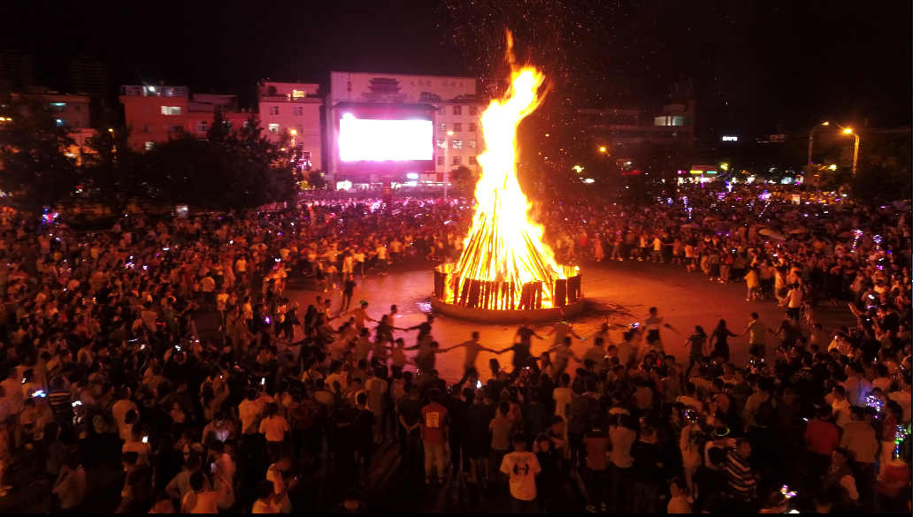 火把熊熊,花鼓声声,峨山2019年火把节彝文化盛宴持续上演